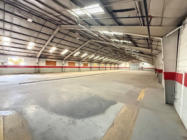 More Photos Of 1510 E 2nd St, Odessa Manufacturing For Lease