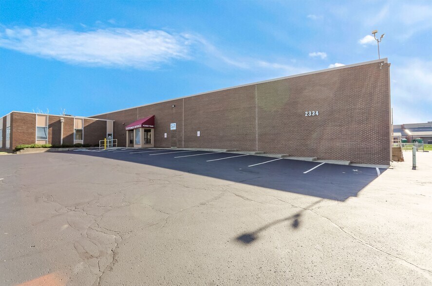 More Photos Of 2334 Production Dr, Indianapolis Warehouse For Lease