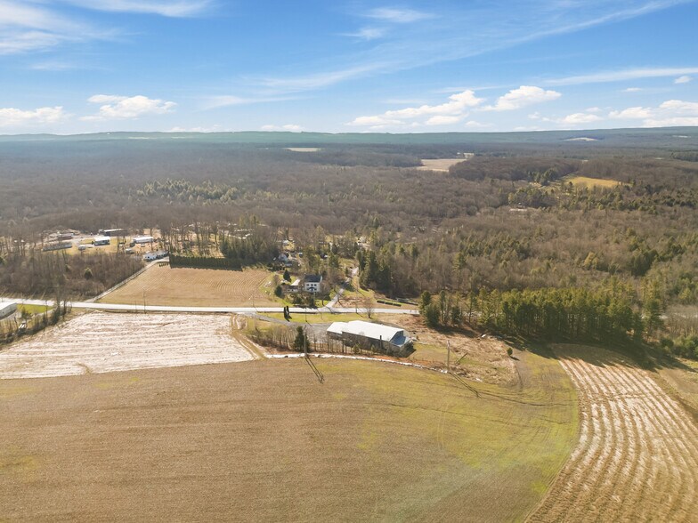 More Photos Of 1908 Water Level Rd, Somerset Specialty For Sale