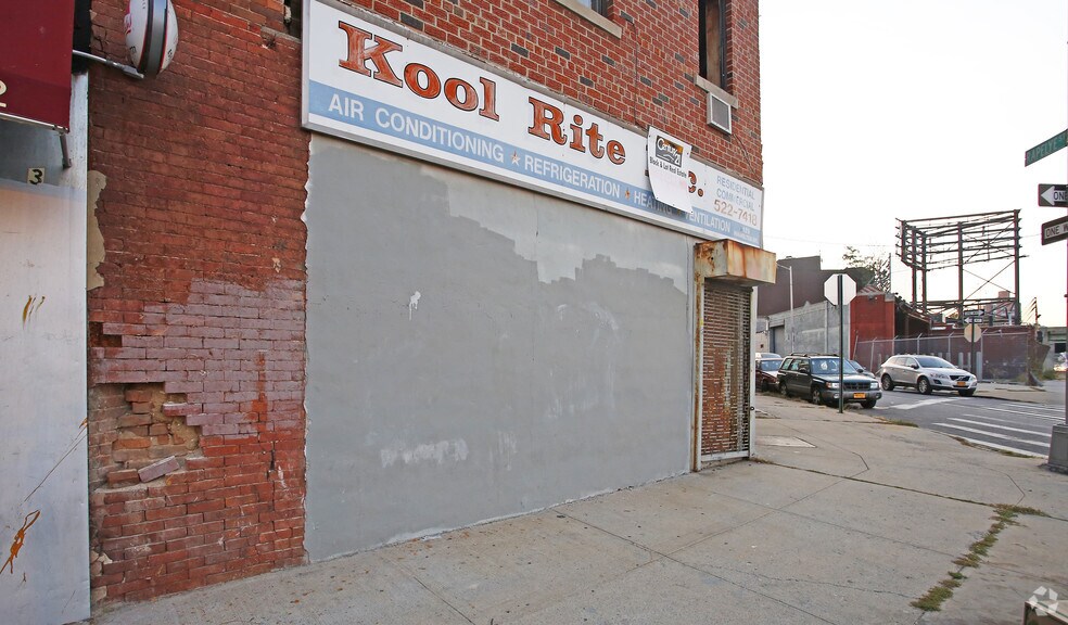 More Photos Of 129 Hamilton Ave, Brooklyn Storefront Retail Residential For Lease