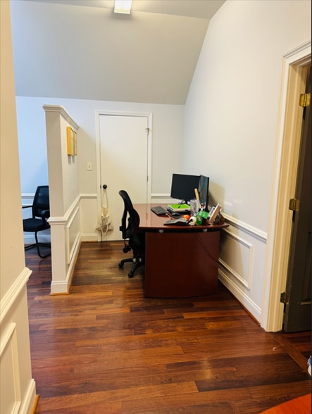 More Photos Of 125c Wappoo Creek Drive, Charleston Office For Lease