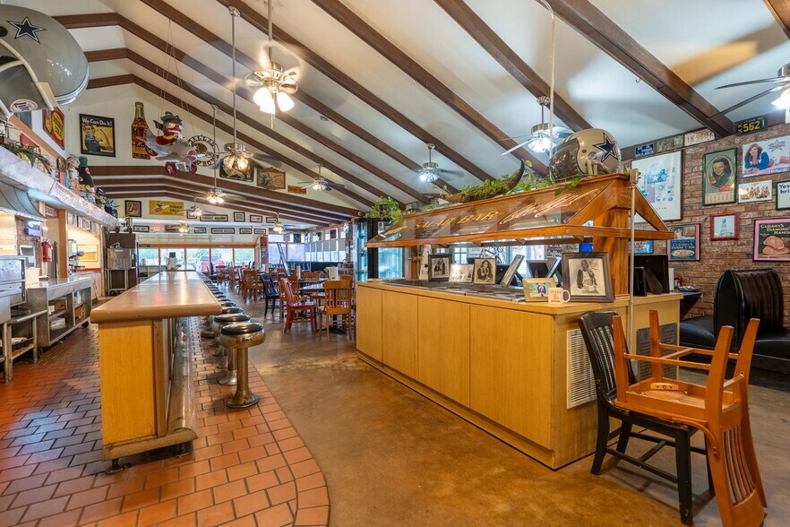 More Photos Of 3324 Lakeview Pky, Rowlett Restaurant For Sale