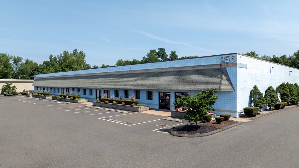 More Photos Of 256 Main St, East Windsor Research And Development For Sale