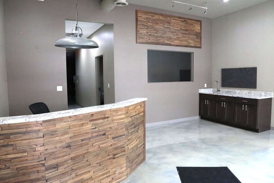 More Photos Of 1935 W 25th St, Cleveland General Retail For Sale