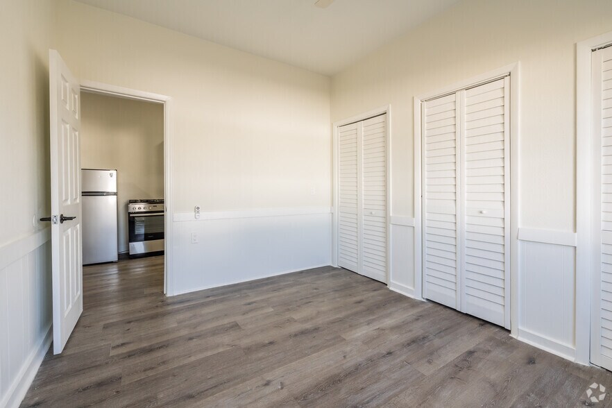 More Photos Of 218 N Pinellas Ave, Tarpon Springs Apartments For Sale