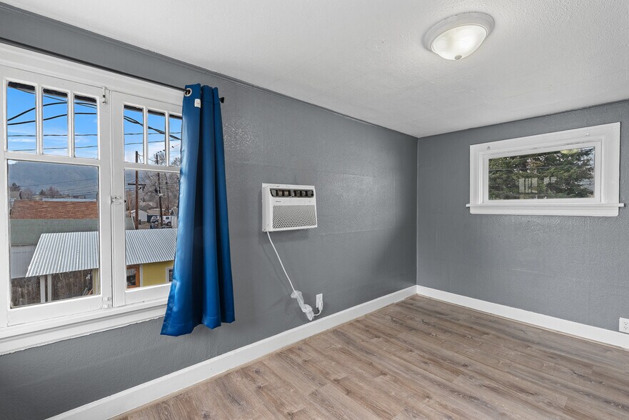 More Photos Of 600 Douglas St, Wenatchee Apartments For Sale