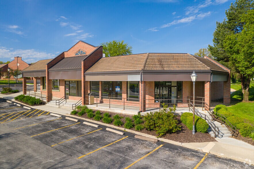Primary Photo Of 12122-12136 State Line Rd, Leawood Freestanding For Lease