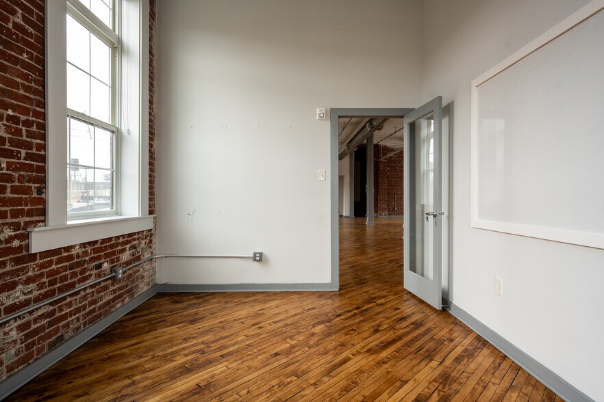 More Photos Of 137-145 W Berkley St, Philadelphia Warehouse For Lease