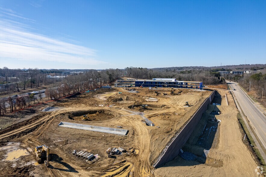 More Photos Of 11400 Outlet Dr, Knoxville Golf Course Driving Range For Sale