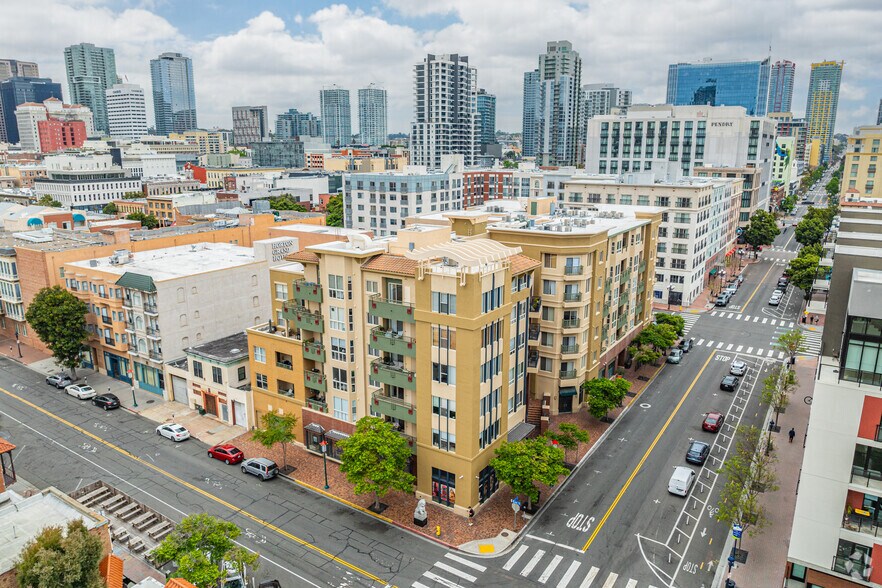 More Photos Of 330-332 J St, San Diego Apartments For Lease