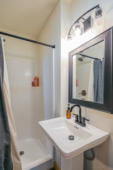 More Photos Of 102 Mexican ave, Cloudcroft Apartments For Sale