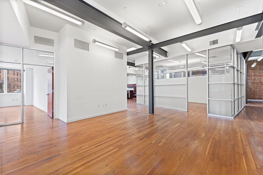 More Photos Of 953 Washington Blvd, Stamford Storefront Retail Office For Lease