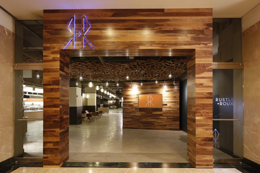 More Photos Of 227 W Monroe St, Chicago Office For Lease