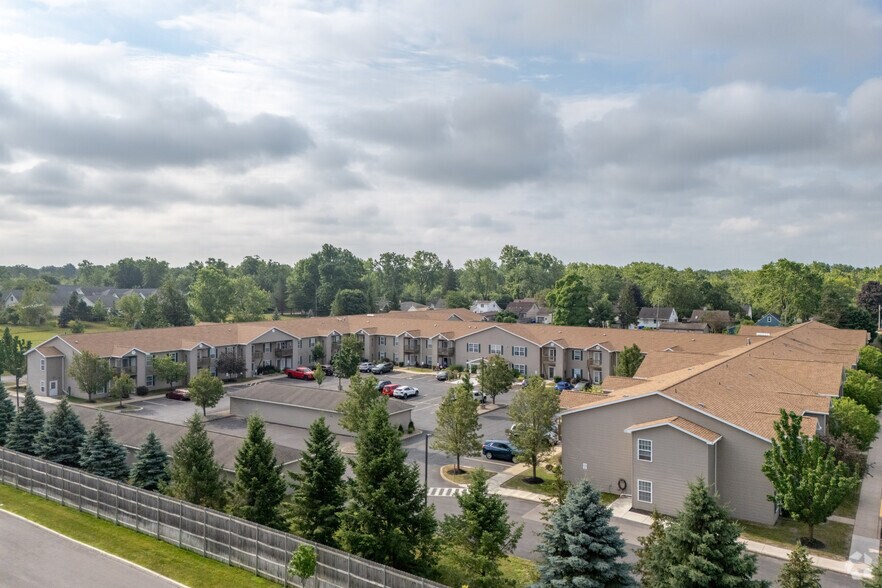 More Photos Of 2341 Union Rd, West Seneca Apartments For Lease