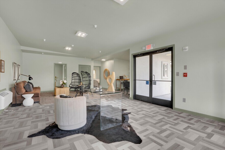 More Photos Of 640 State Highway 12, Rio Vista Hotel For Sale