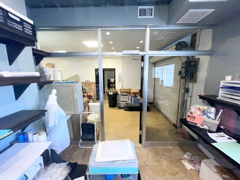 More Photos Of 1155 NE Cleveland St, Clearwater Office Residential For Lease