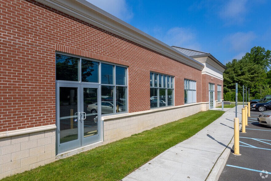 More Photos Of 354 Hurffville-Crosskeys Rd, Sewell Medical For Lease