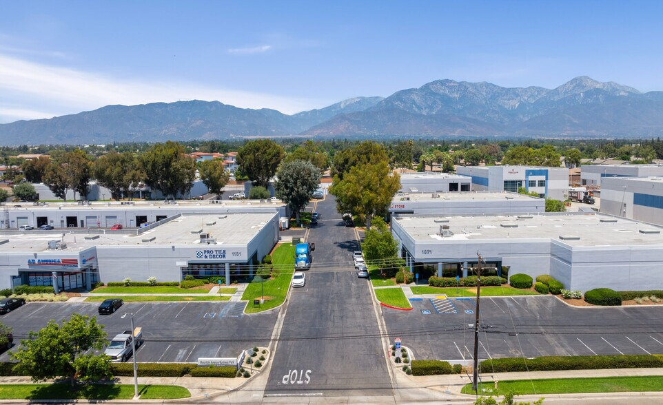 More Photos Of 1101-1149 W 9th St, Upland Unknown For Lease