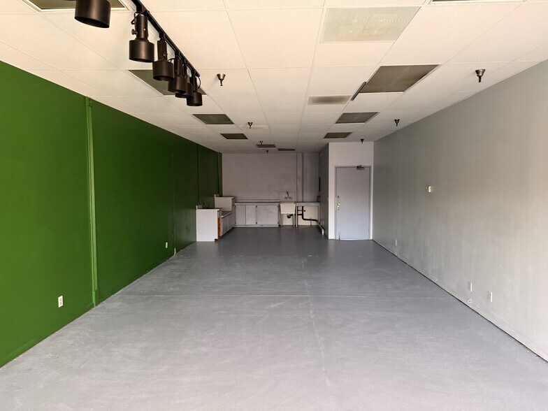 More Photos Of 129 W Central Ave, Lompoc Storefront Retail Office For Lease