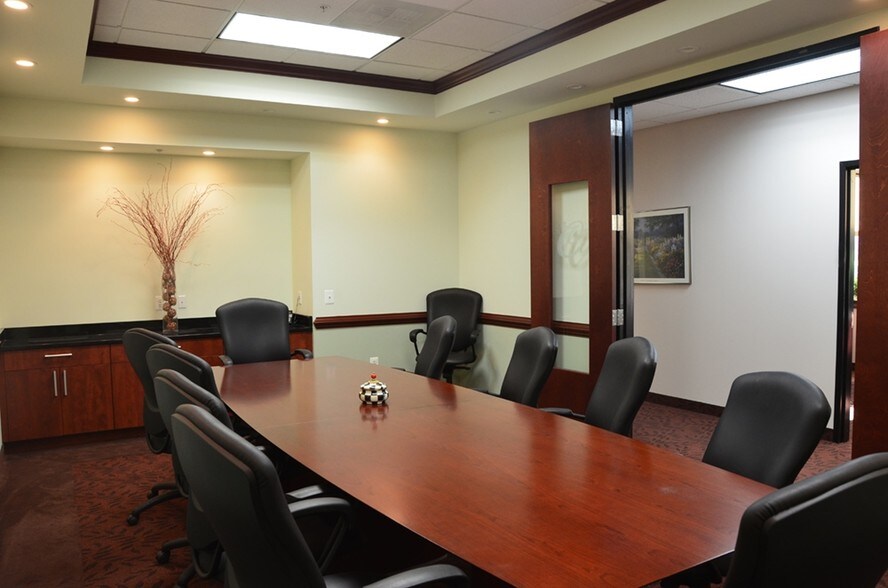 More Photos Of 2445 Kuser Rd, Hamilton Office For Lease