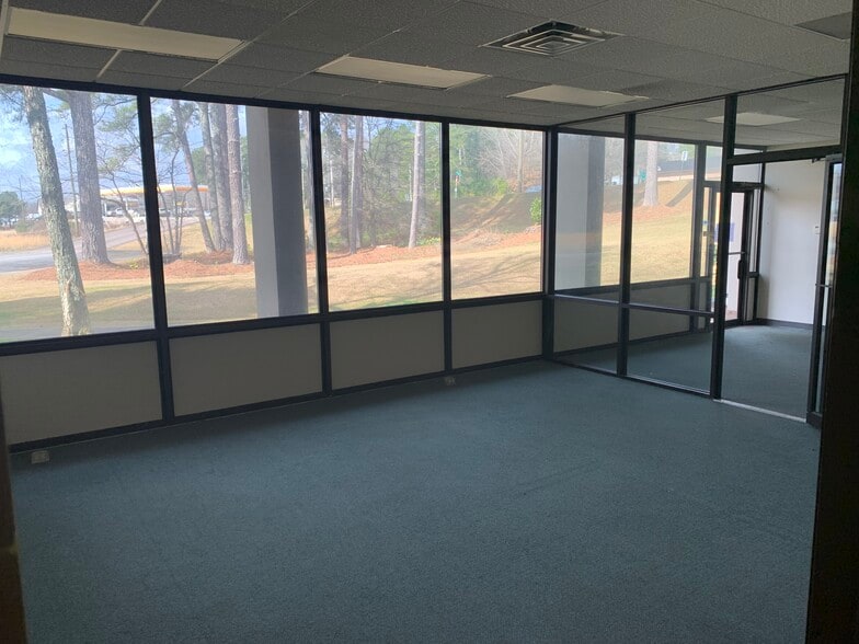 More Photos Of 1330 N Park St, Carrollton Medical For Sale