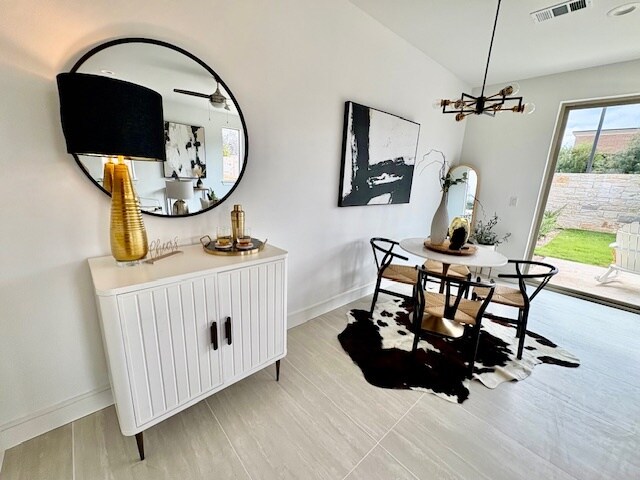 More Photos Of 300 Tesla Cir, Round Rock Multifamily For Sale