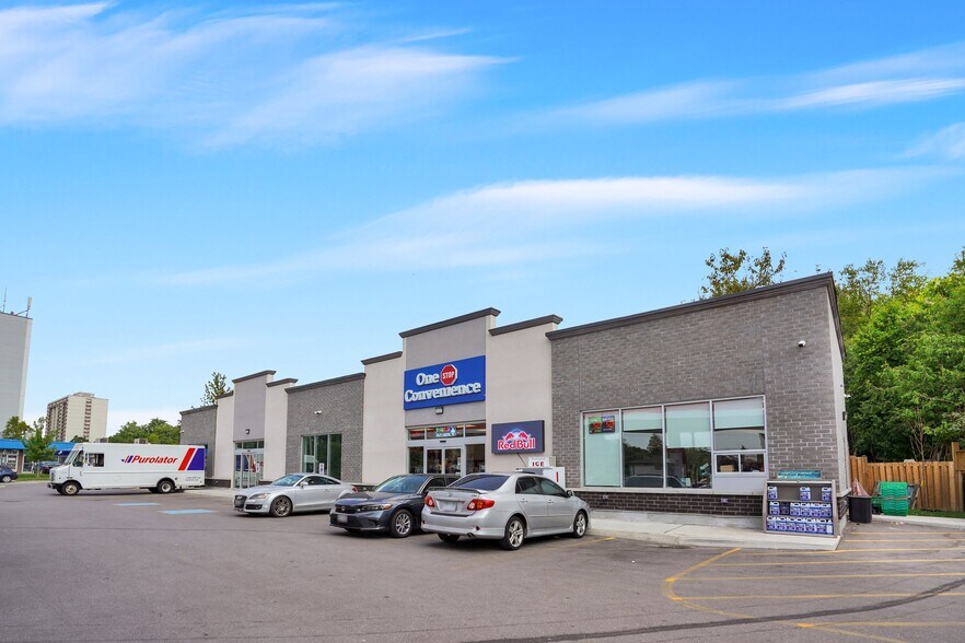 Primary Photo Of 2775 Birchmount Rd, Toronto Auto Repair For Lease