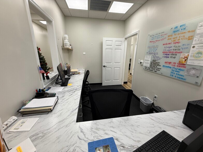 More Photos Of 3821 Woodbriar Trl, Port Orange Medical For Lease