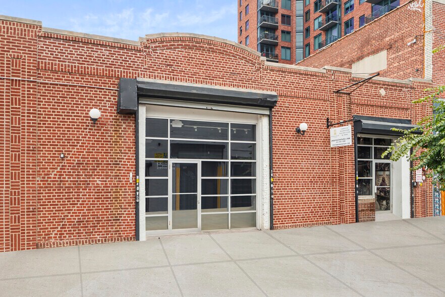More Photos Of 327 Douglass St, Brooklyn Storefront For Lease