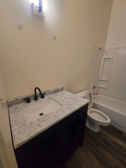 More Photos Of 2140 W Heatherbrae Dr, Phoenix Apartments For Sale
