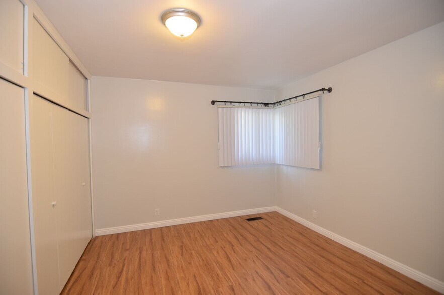More Photos Of 505 N Stoneman Ave, Alhambra Apartments For Sale