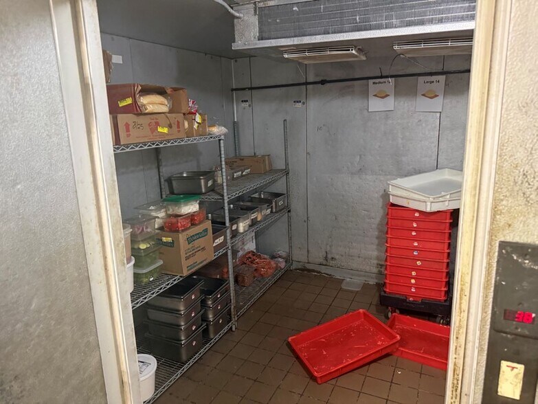 More Photos Of 130 N Main St, Oregon Restaurant For Sale
