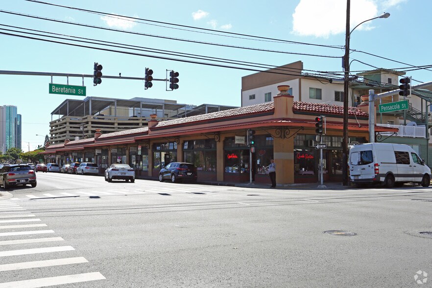 More Photos Of 1104 Pensacola St, Honolulu Storefront For Lease