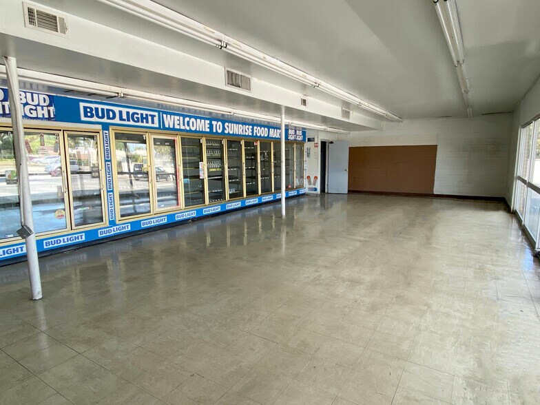 More Photos Of 3048 Aloma Ave, Winter Park Restaurant For Lease