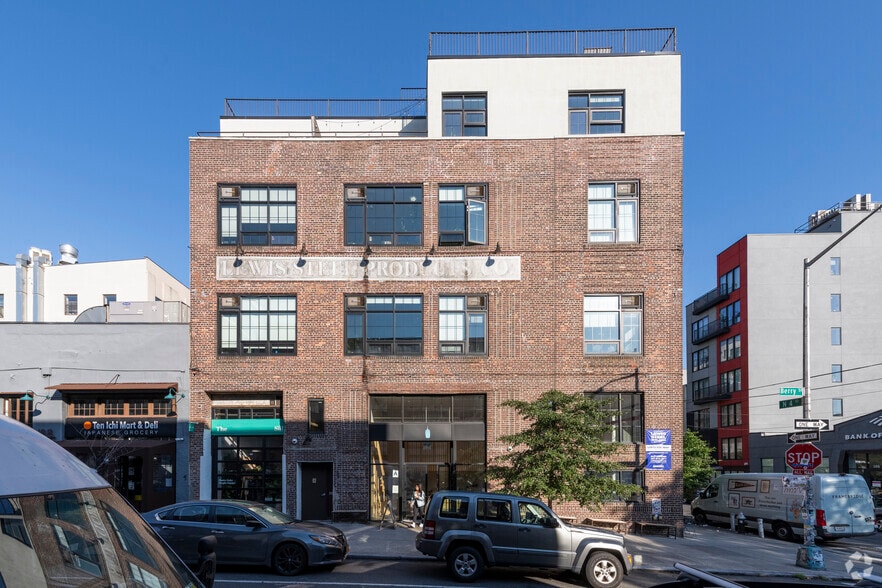 More Photos Of 76 N 4th St, Brooklyn Apartments For Lease