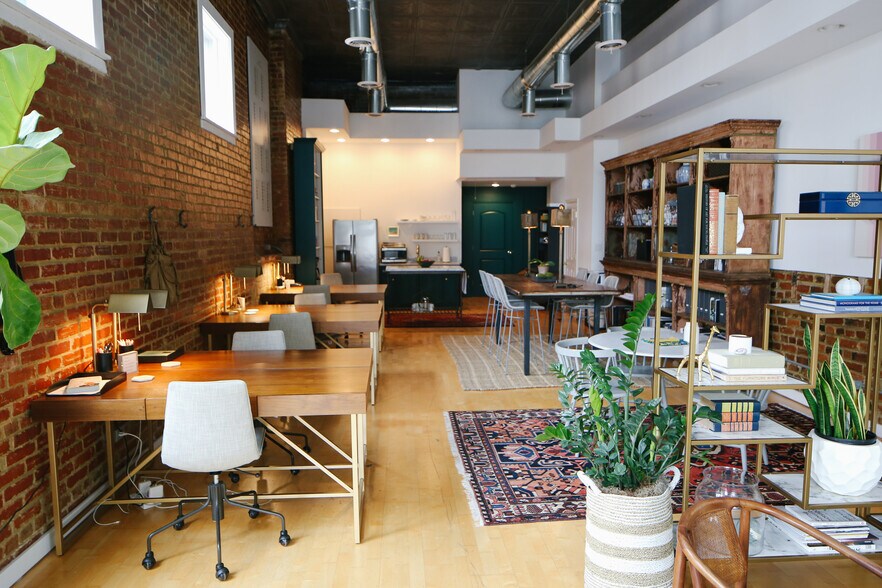 More Photos Of 221 E Clay St, Richmond Storefront Retail Residential For Sale