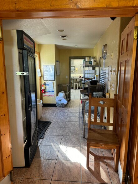 More Photos Of 408 State Rd, Hatley Restaurant For Sale