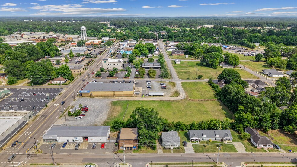 More Photos Of 509 E Market St, Smithfield Land For Sale
