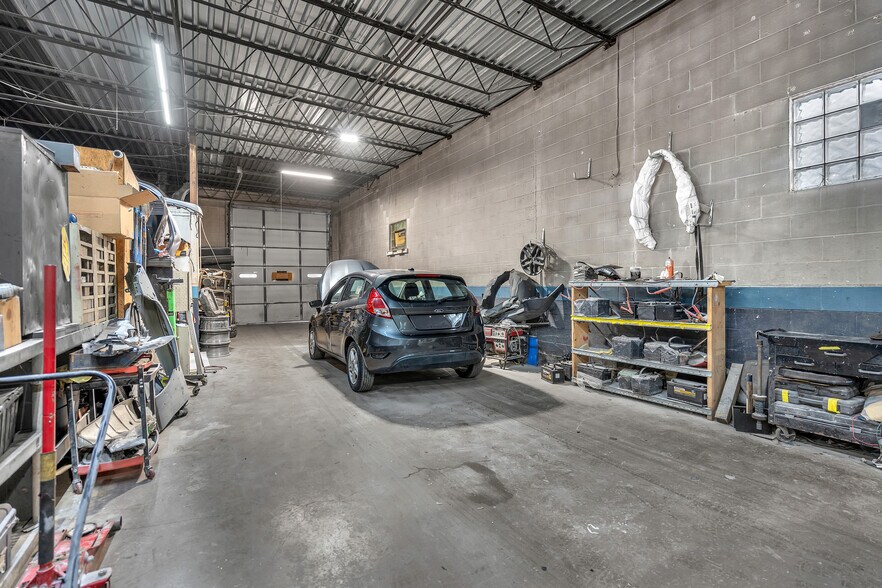 More Photos Of 26 E 34th Pl, Steger Auto Repair For Lease