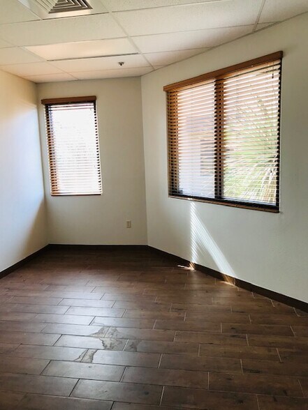 More Photos Of 5000 E Mediterranean Dr, Sierra Vista Office For Lease