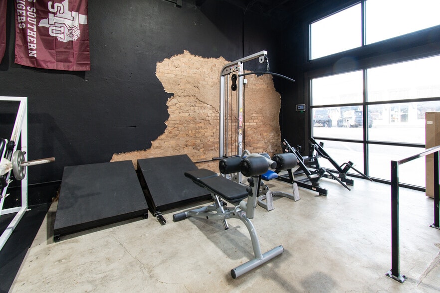 More Photos Of 16 E Main St, Troy Health Club For Sale