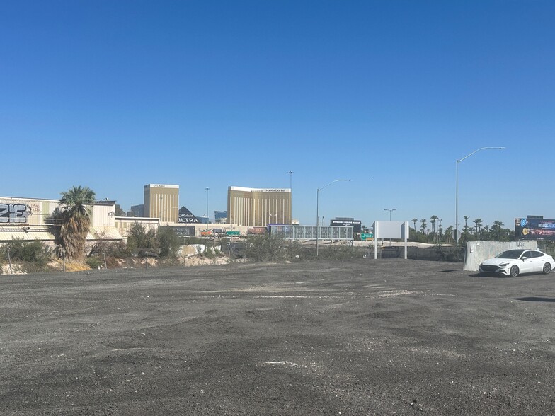 Primary Photo Of 6179 Dean Martin Dr, Las Vegas Land For Lease