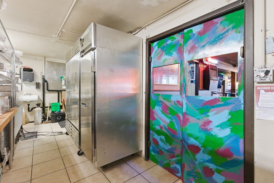 More Photos Of 2530 NE 82ND Ave, Portland Restaurant For Sale