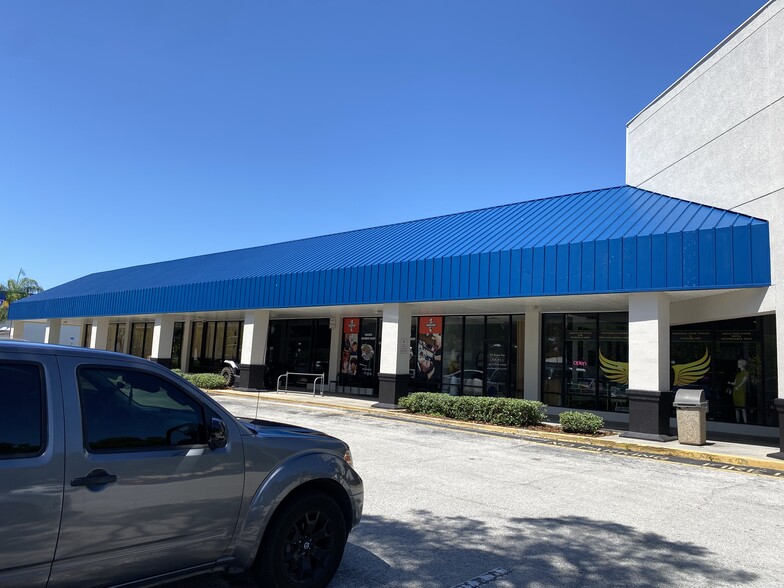 More Photos Of 1079 62nd Ave S, Saint Petersburg Unknown For Lease