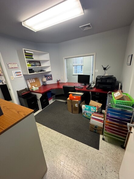 More Photos Of 625 Chambers Rd, York Daycare Center For Lease