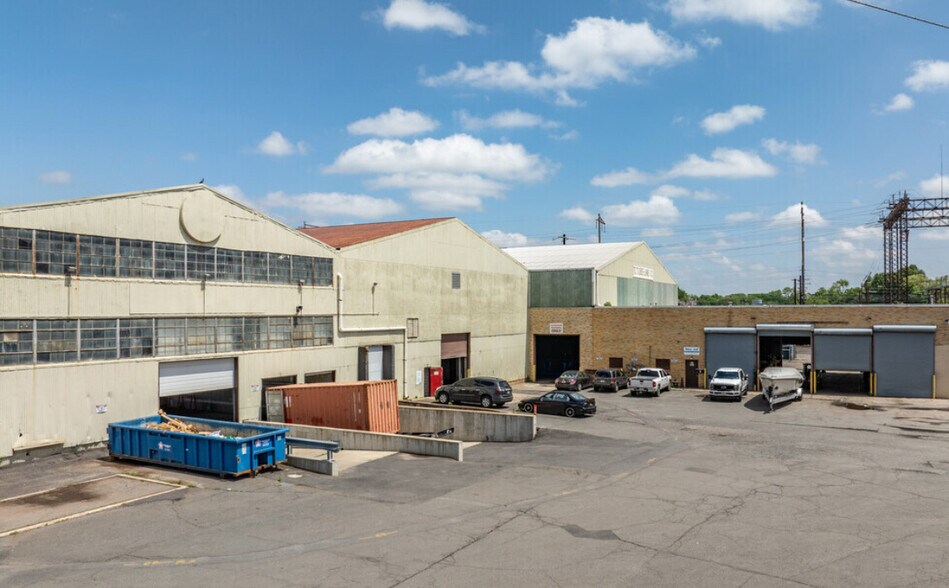 More Photos Of 502 Jersey Ave, New Brunswick Warehouse For Lease