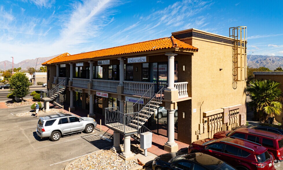 More Photos Of 6644 E Tanque Verde Rd, Tucson Unknown For Lease