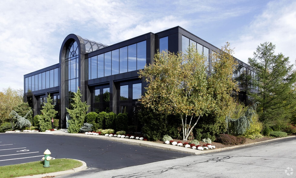 More Photos Of 1140 Reservoir Ave, Cranston Office For Lease