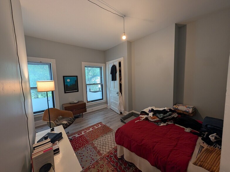 More Photos Of 1325 Hepburn Ave, Louisville Apartments For Sale