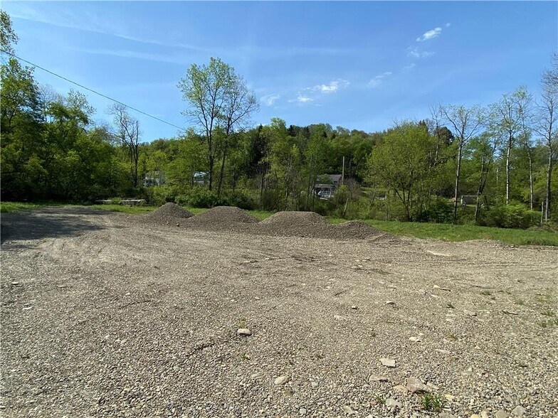 More Photos Of 5 Mill Lane, Kane Service For Sale